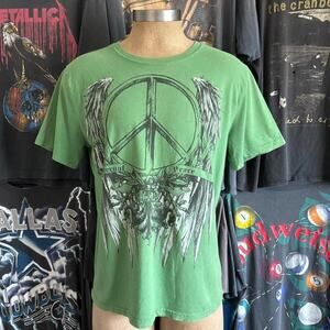 Vintage green y2k t shirt